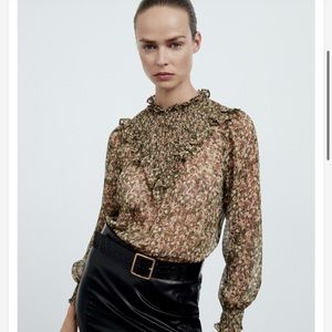 METALLIC THREAD PRINTED BLOUSE